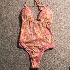 VS one piece. New w/tags